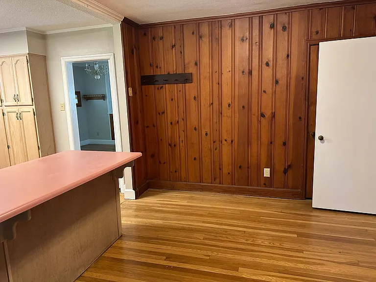 5515 Habersham St — Photo 4