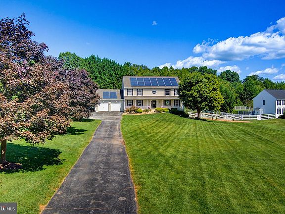 3rd image of 14788 Carriage Mill Rd