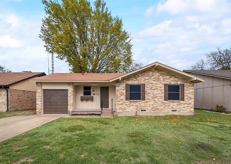 1st image of 3300 Hula Dr