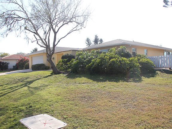 2nd image of 2320 Tanglewood Dr