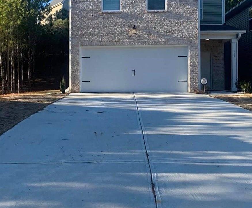 1st image of 1066 Valley Rock Dr #61