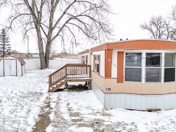 118 Gateway Trl E, Mandan, ND 58554