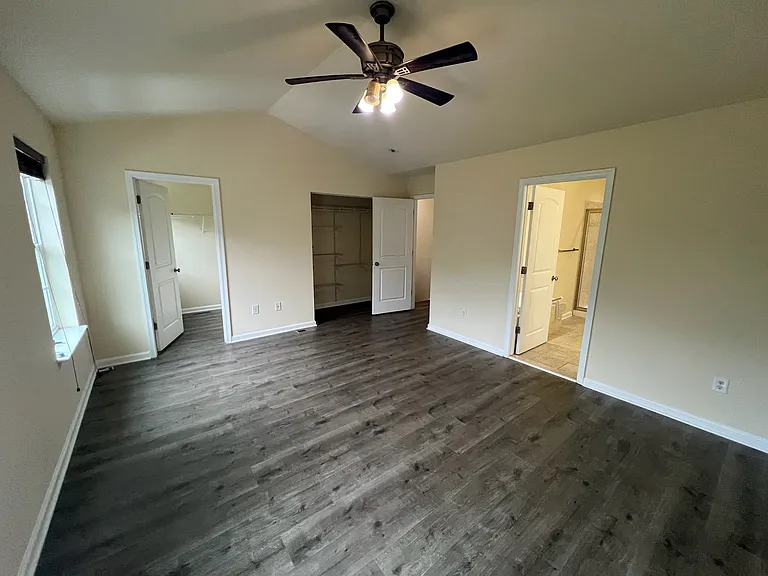 788 Jacobsen Cir — Photo 18