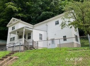 5 Cave St, Pomeroy, OH 45769