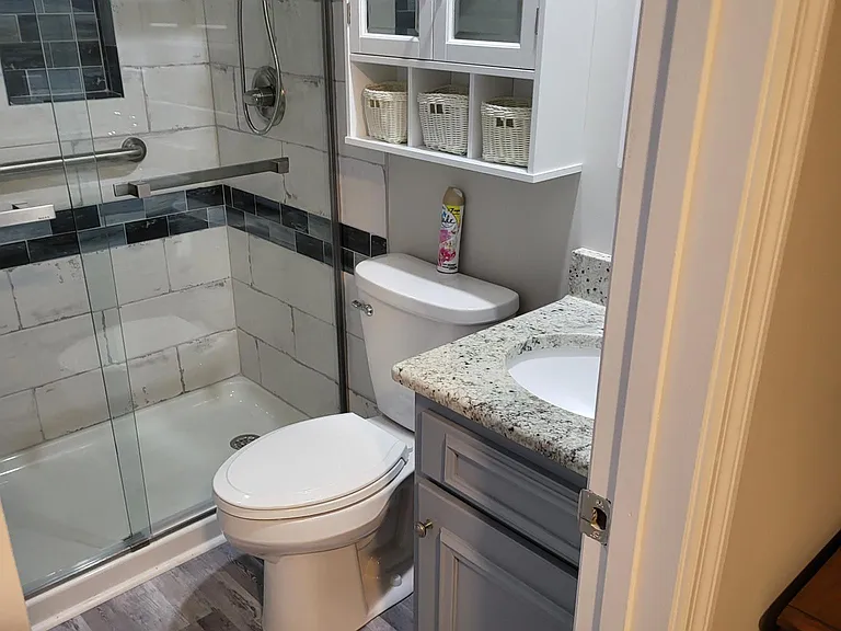2357 Grant Ave — Photo 8