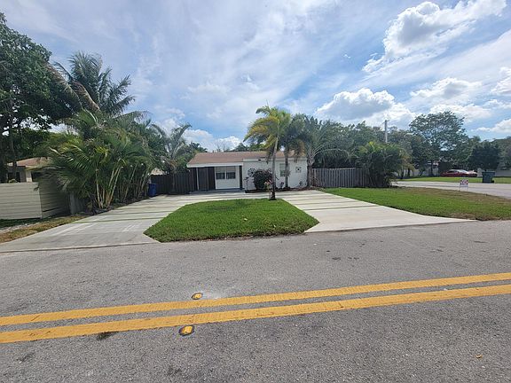 2nd image of 1600 NW 2nd Avenue