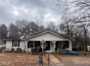 1204 Main St, Corinth, MS 38834
