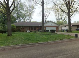 1810 Telemark Dr, Rockford, IL 61108