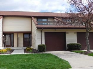 32667 Jefferson Dr #67, Solon, OH 44139