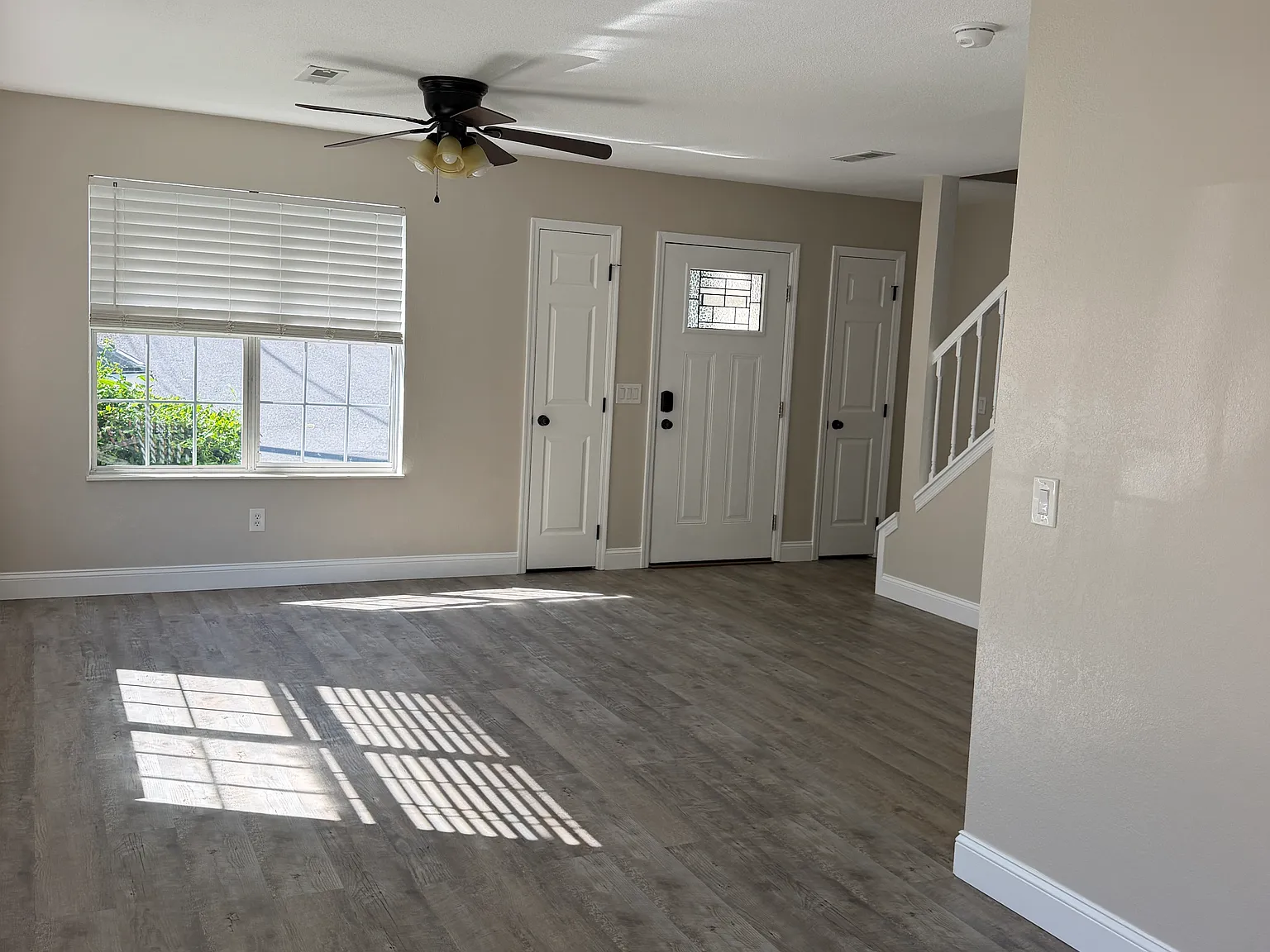 2 bed, 2.5 bath, $1,900 — Photo 4
