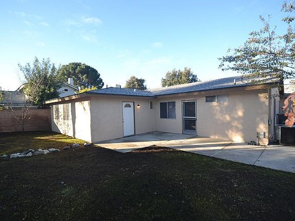 3rd image of 27512 Evron Ave