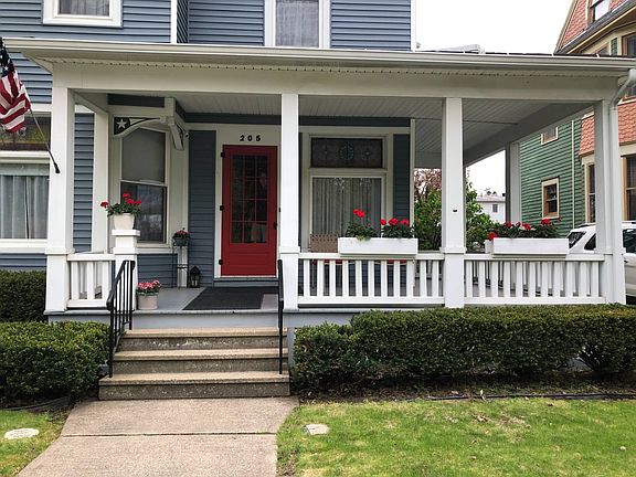 5th image of 205 N Bellinger St
