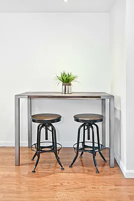 Rented by City Connections Realty | media 6