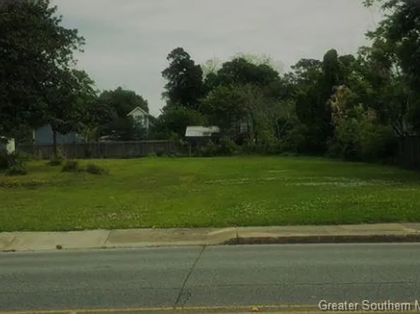 1725 Ryan St, Lake Charles, LA 70601