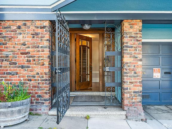 2nd image of 28 Clayton St