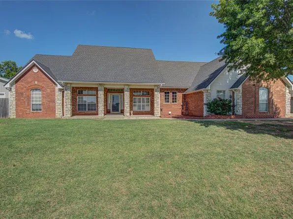 600 N Songbird Way, Mustang, OK 73064