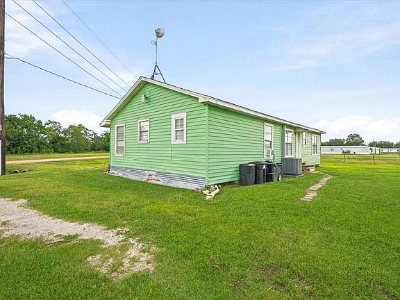 5th image of 765 Norcross Rd
