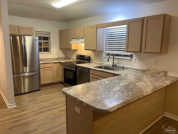 4th image of 3065 Flintlock Dr