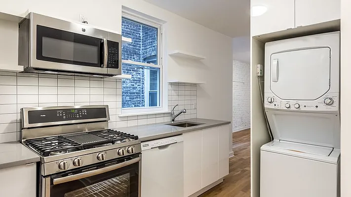 Rented by Nooklyn NYC LLC | media 23