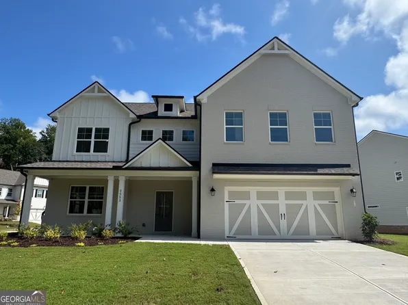 5553 Keswick Dr, Flowery Branch, GA 30542