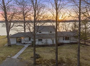 7277 Farnham Rd, Memphis, NY 13112