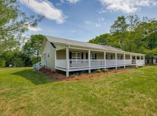 1226 Hill Rd, King, NC 27021