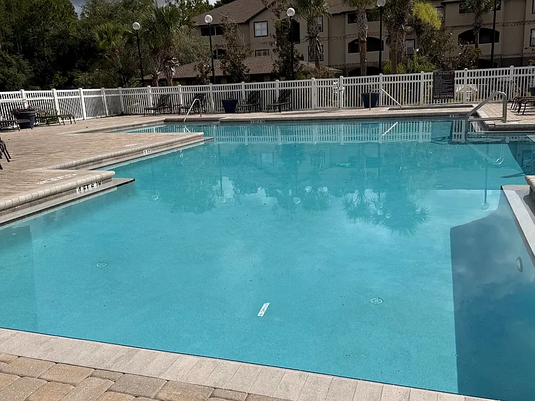 16381 Enclave Village Dr — Photo 2