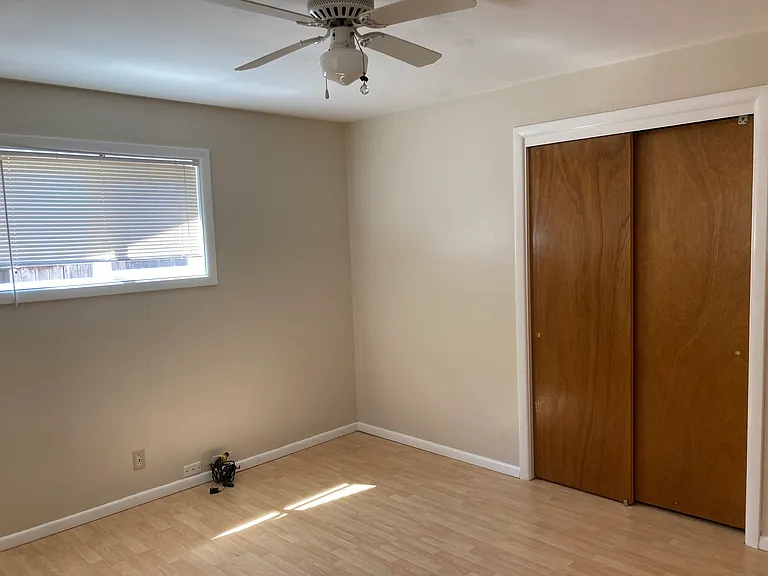 FRONT BEDROOM