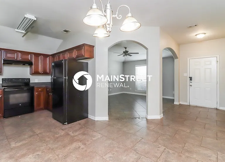 2408 Hawkwood Ct — Photo 6