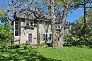 51 Crescent Pl photo 1