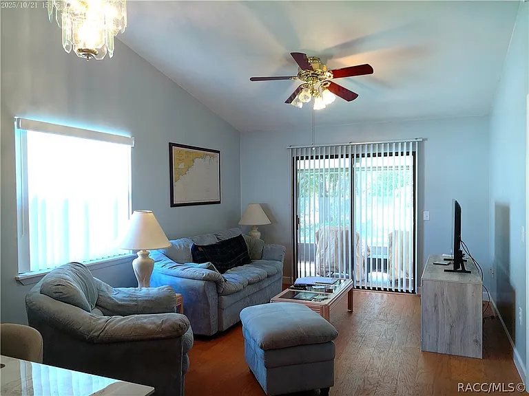 1871 Arrowwood Ln — Photo 14