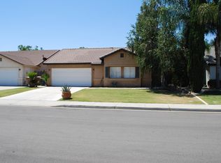 9911 Battersea Park Dr, Bakersfield, CA 93312