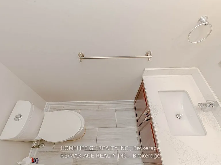 1319 Greenwood Cres — Photo 12