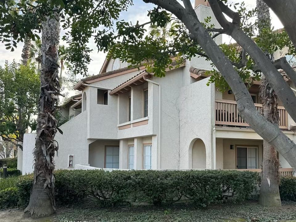 1st image of 24362 Berrendo APT 3
