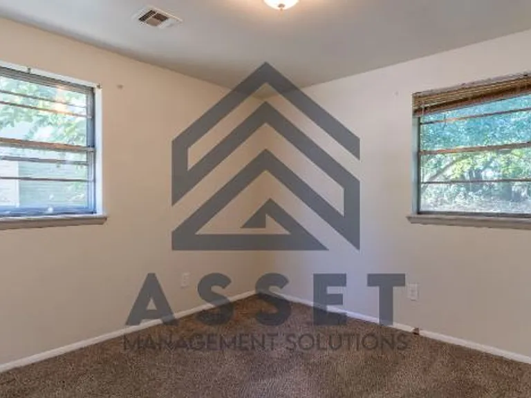 1617 Cynthia Dr — Photo 14
