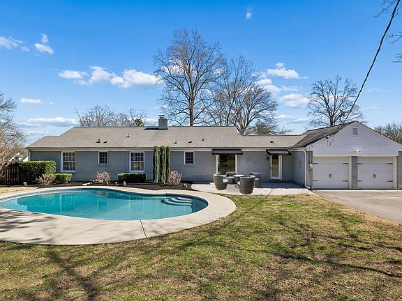 2nd image of 3537 Pleasant Valley Rd