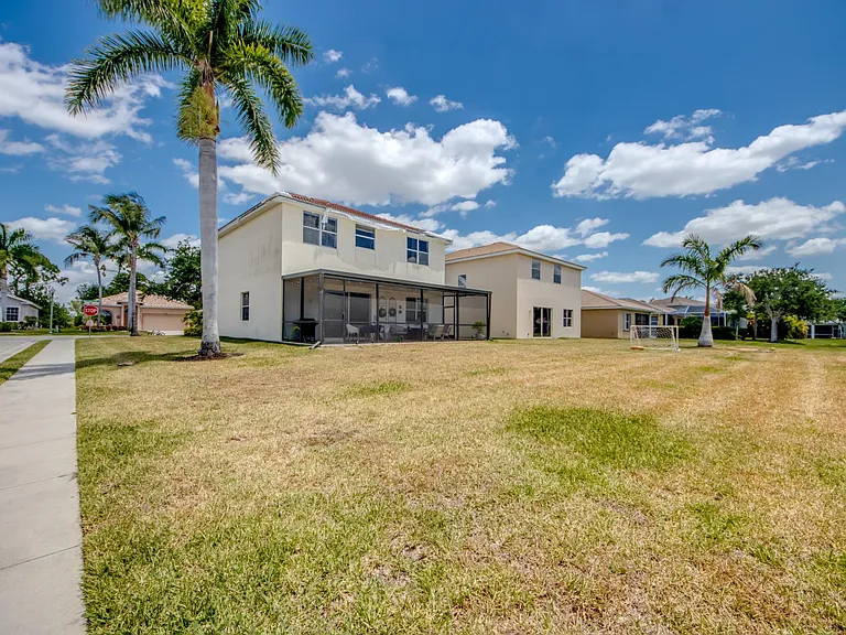 Blue Cypress Lake Ct — Photo 83