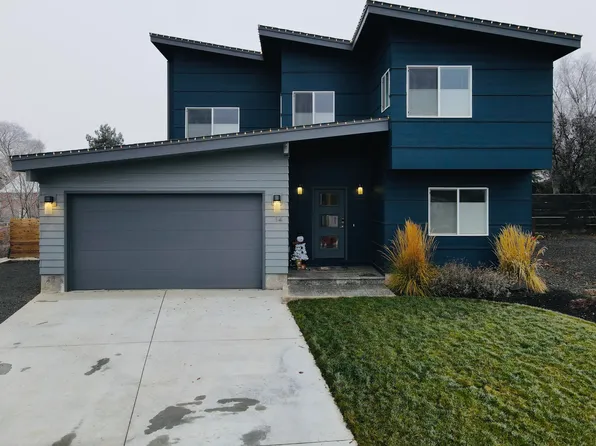 14 SE Revere Ave, Madras, OR 97741