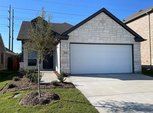 541 Epiphany Ln, Lavon, TX 75166