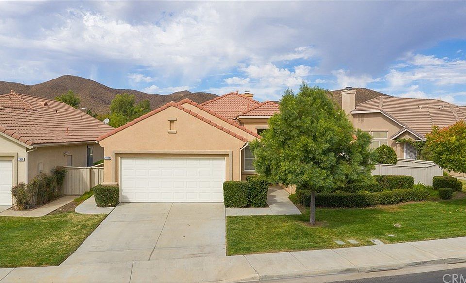 1st image of 28898 Baywater Dr