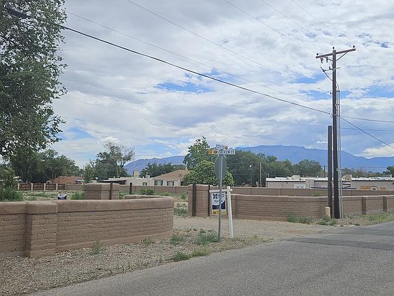 5th image of 7201 Zia View Ct