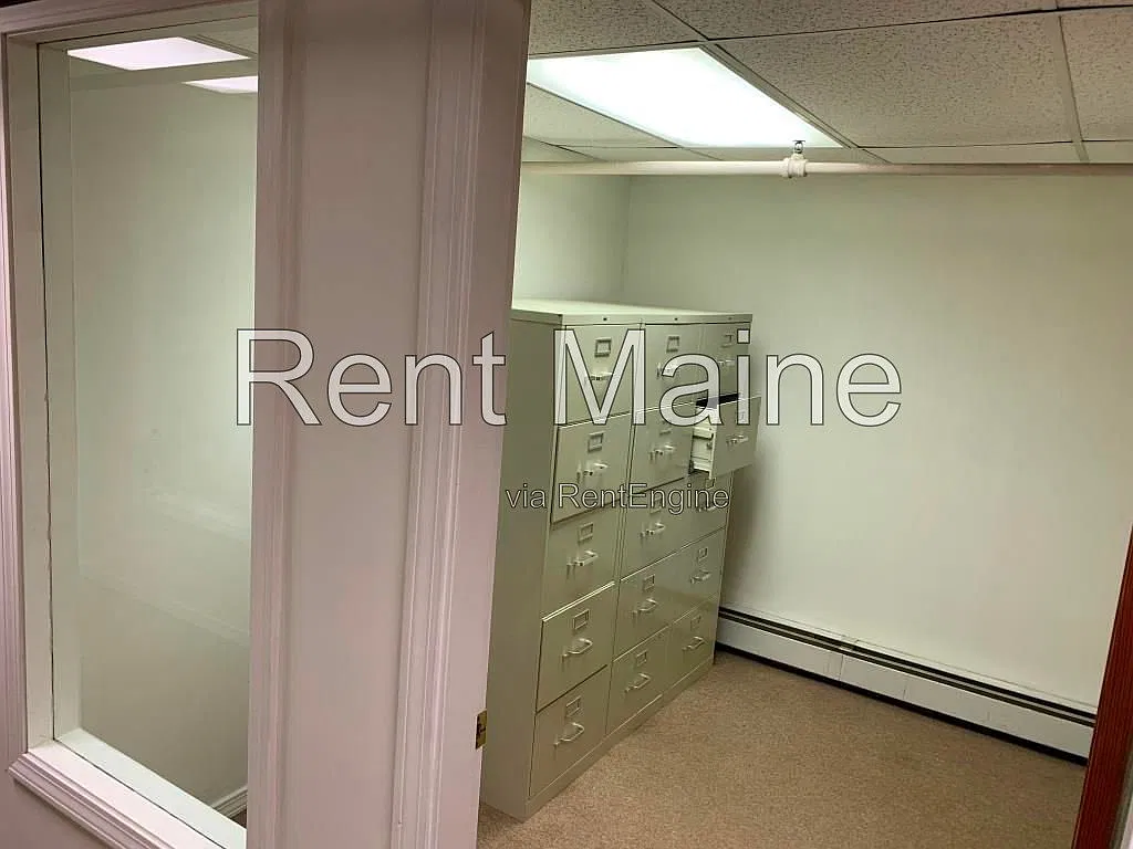 Studio, 1.0 bath, 800 sqft, $200 — Photo 4