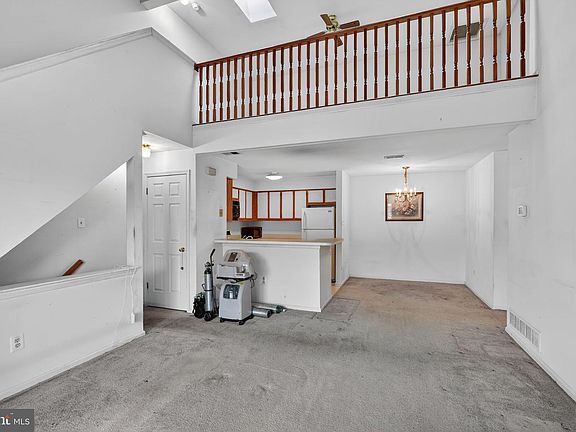 5th image of 1512 Foxmeadow Cir #1512
