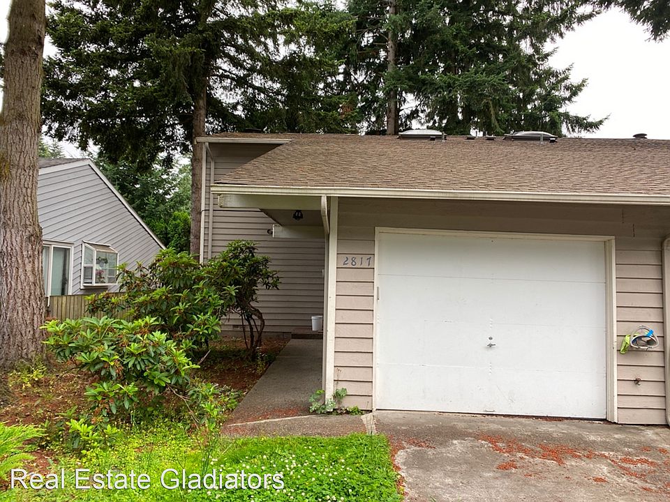 1st image of 2817 K St SE