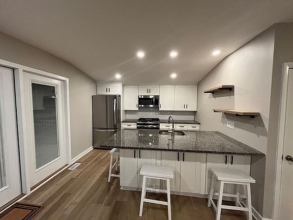 2nd image of 8 Obyrne Dr