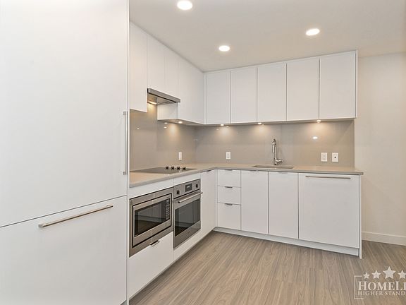 5th image of 13675 107a Ave #3108