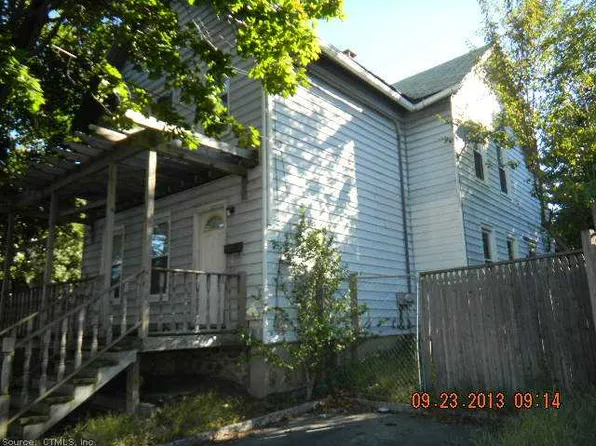 1998 Seaview Ave, Bridgeport, CT 06610