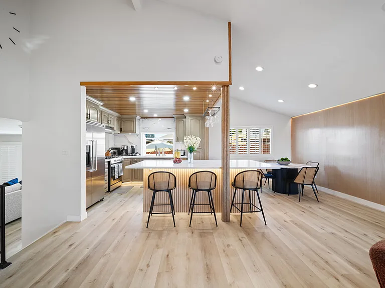 12246 Janet St — Photo 13