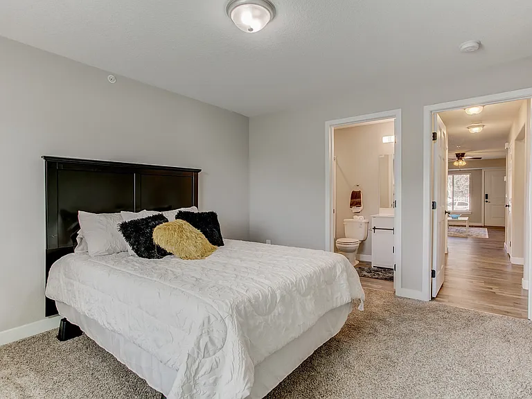 1283 Yuma St #101 — Photo 16