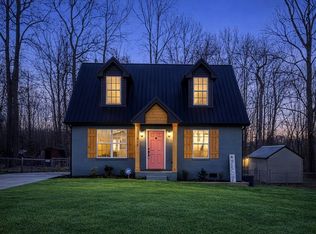 818 Shelton Cir, Clarksville, TN 37042